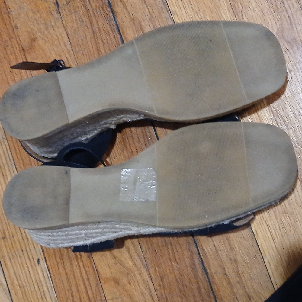 Wedges - Picture 4 of 4